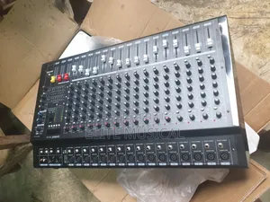 Professional PMX 1608 Mixer