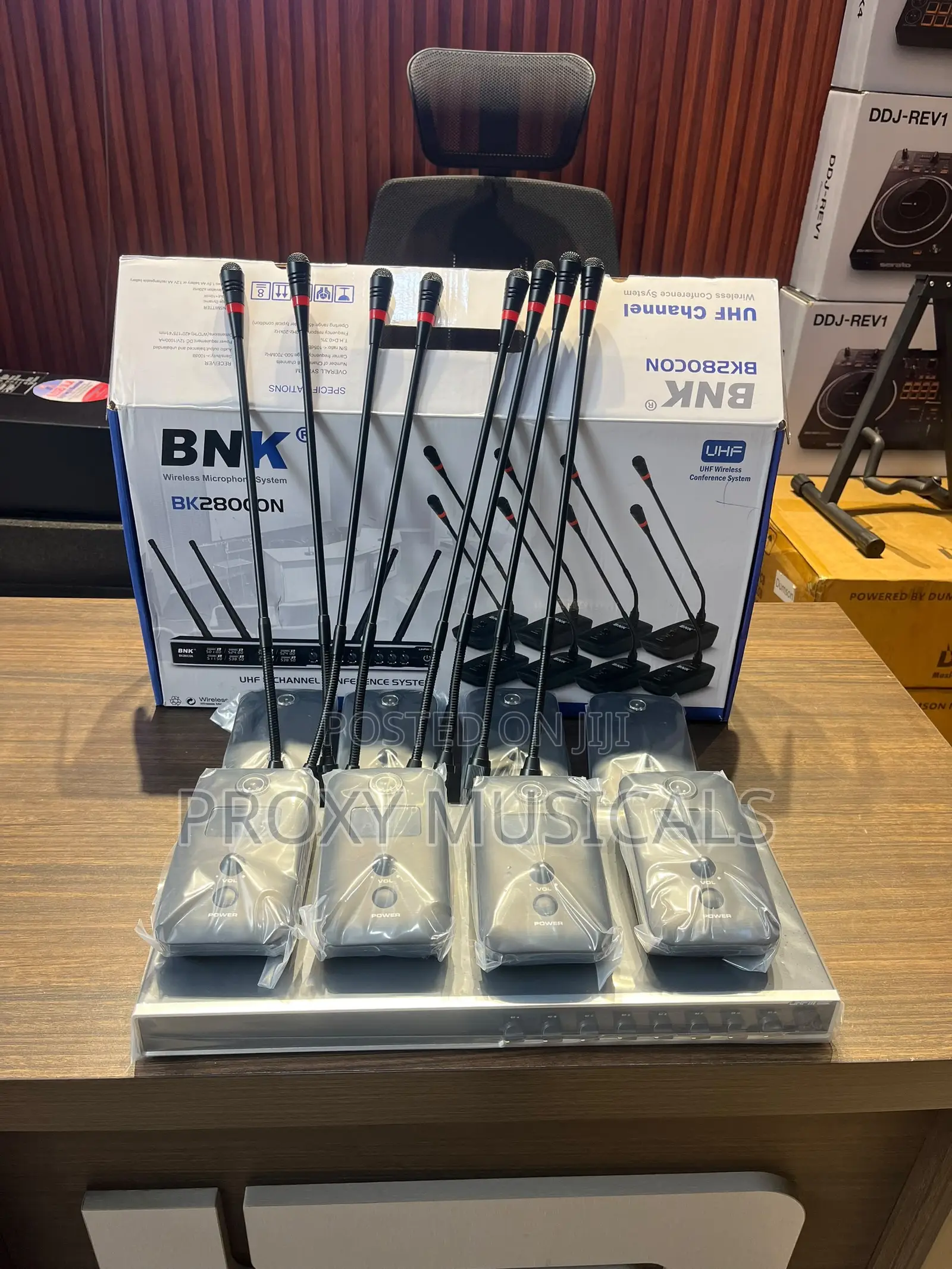 BNK 8-in-1 Gooseneck Conference Microphone System