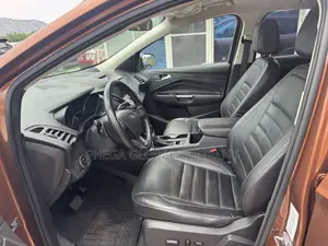 Ford Escape SE 4x4 2017 Brown