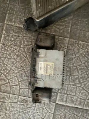 Corolla Radiator + Radio