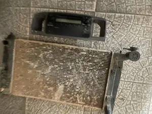 Corolla Radiator + Radio