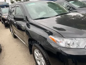 Toyota Highlander 2013 Black