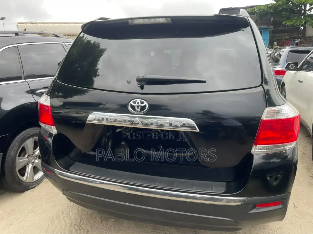 Toyota Highlander 2013 Black