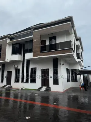 4bdrm Duplex in Lekki for rent