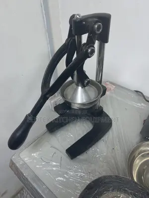 Manual Orange Extractor