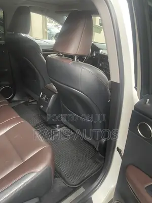Lexus RX 350 FWD 2018 White