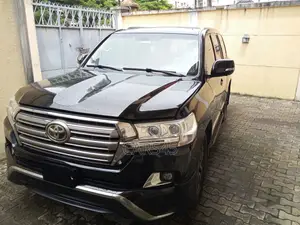 Toyota Land Cruiser 2014 Black