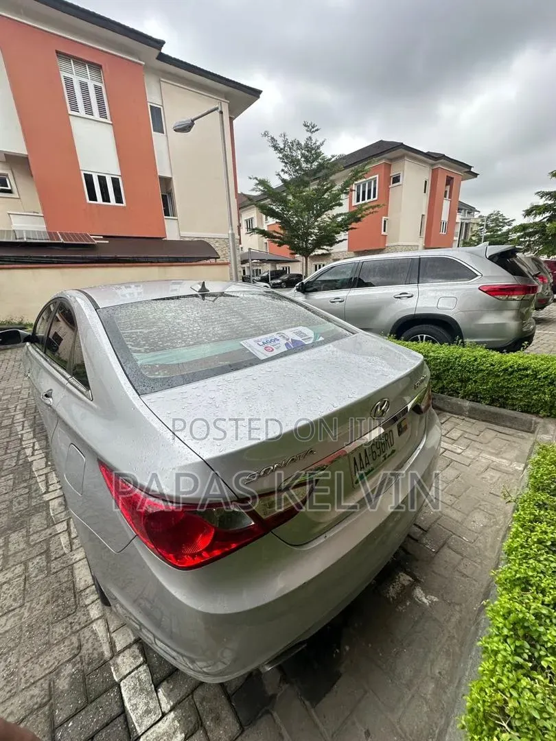 Hyundai Sonata 2013 Silver