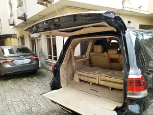 Toyota Land Cruiser 2014 Black