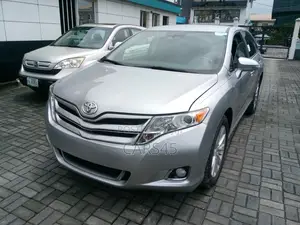 Toyota Venza 2015 Silver