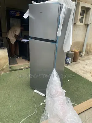 High Capacity HISENSE 306L Fridge