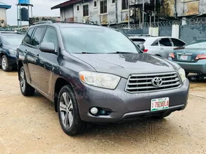 Toyota Highlander SE 2010 Gray