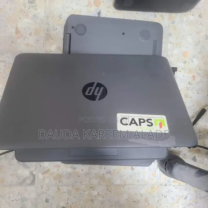 Laptop HP Stream Laptop 4GB Intel Pentium SSD 60GB