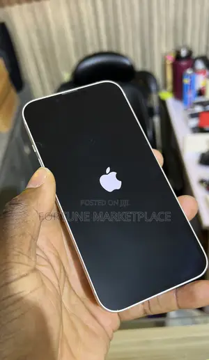 Apple iPhone 13 128 GB White