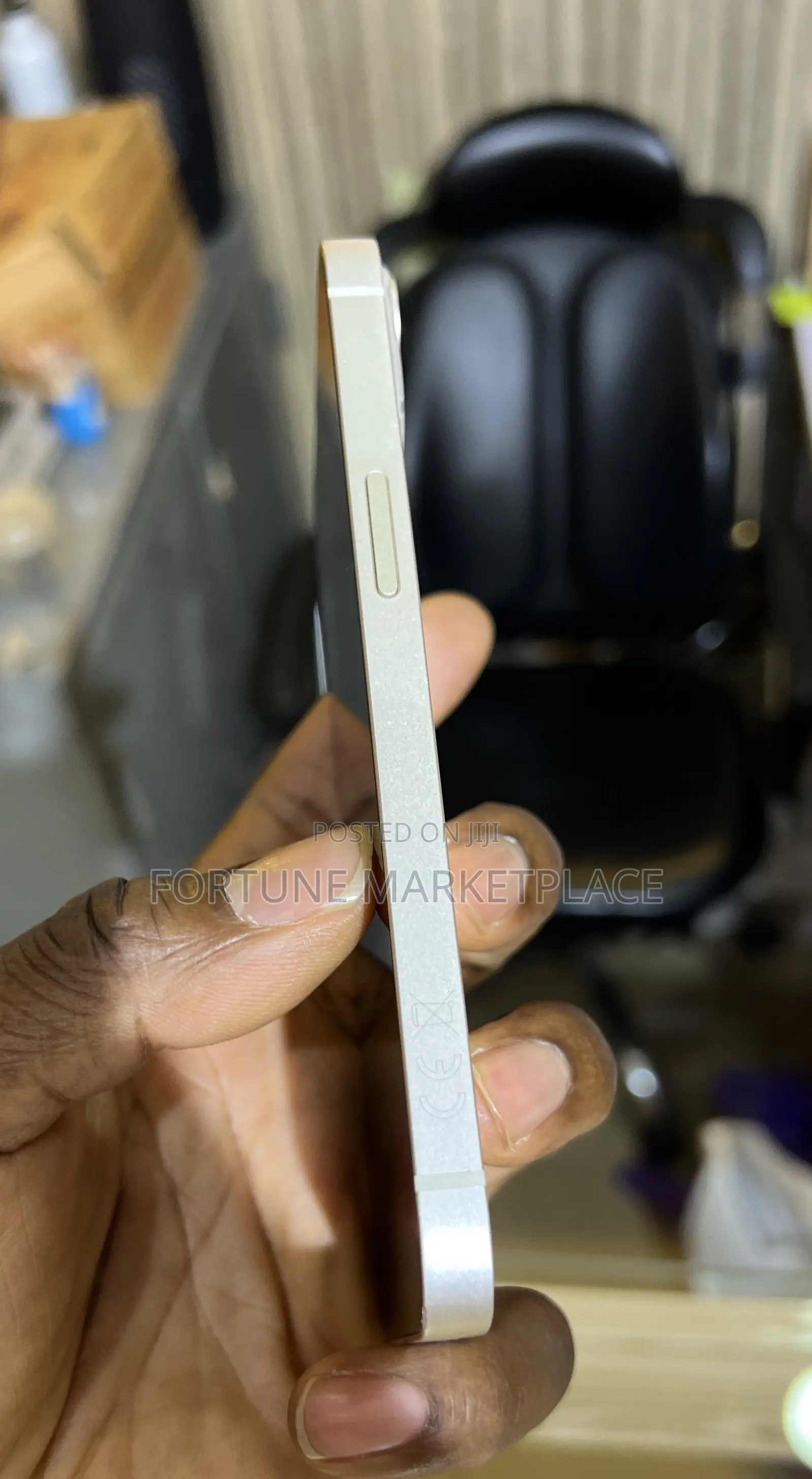 Apple iPhone 13 128 GB White