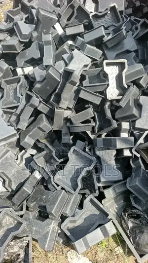 Interlocking Moulds