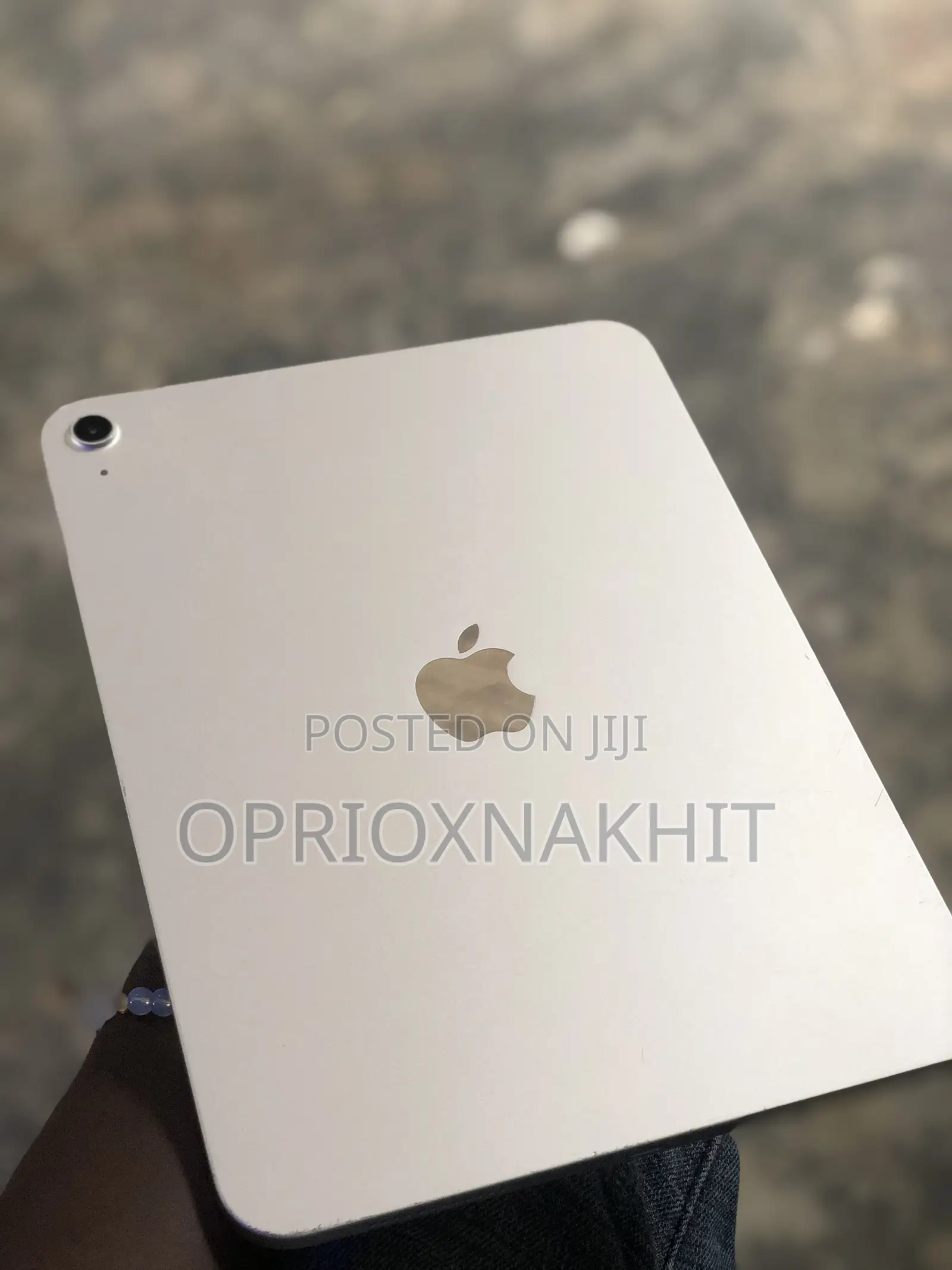 Apple iPad (2025) 128 GB Silver