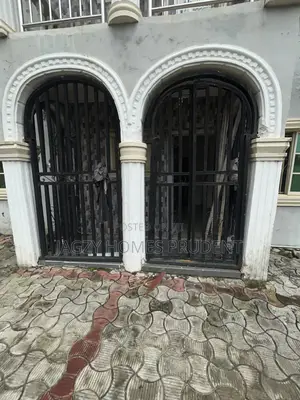 2bdrm Apartment in Seaside, Ado / Ajah for rent