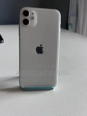 Apple iPhone 11 64 GB White