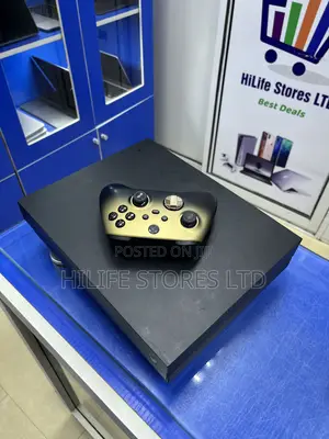 Xbox One X With 1 Pad