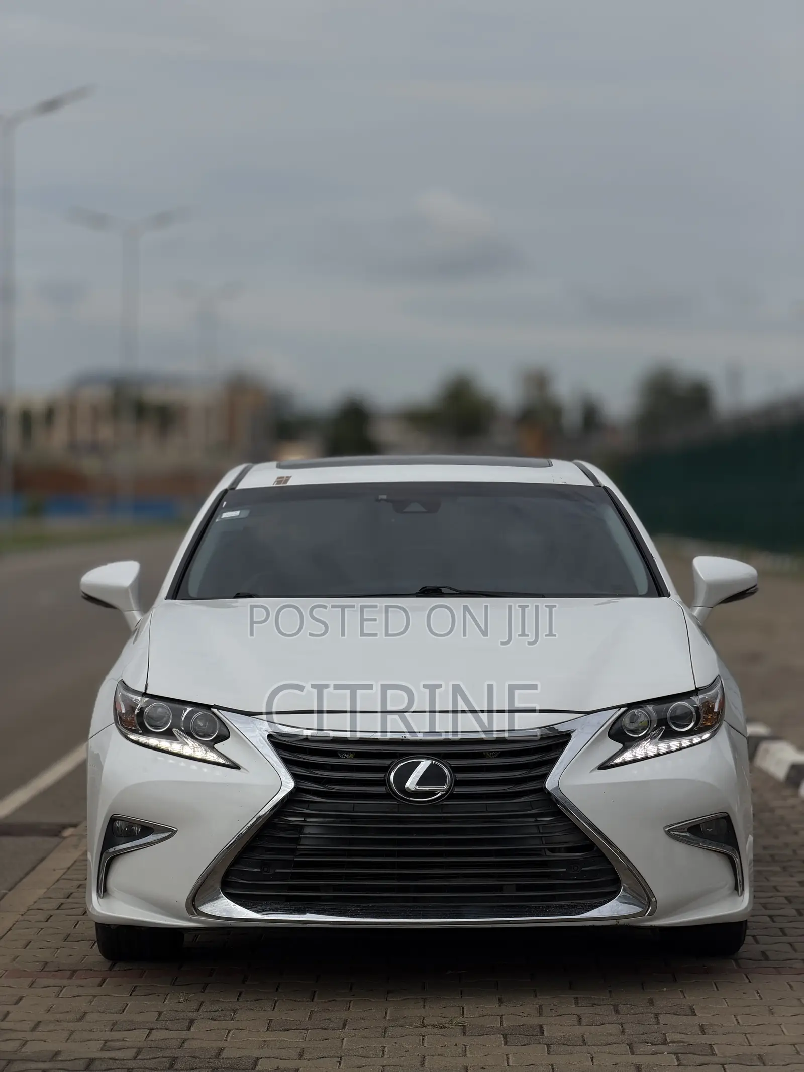 Lexus ES 2016 White