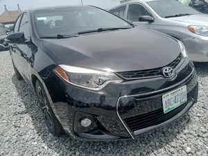 Toyota Corolla 2014 Black