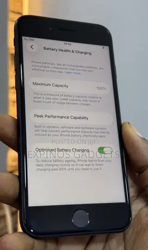 Apple iPhone SE (2022) 64 GB Black