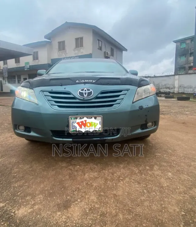 Toyota Camry 2008 Gray