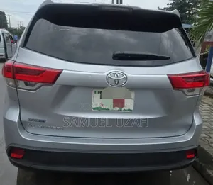 Toyota Highlander 2020 Silver