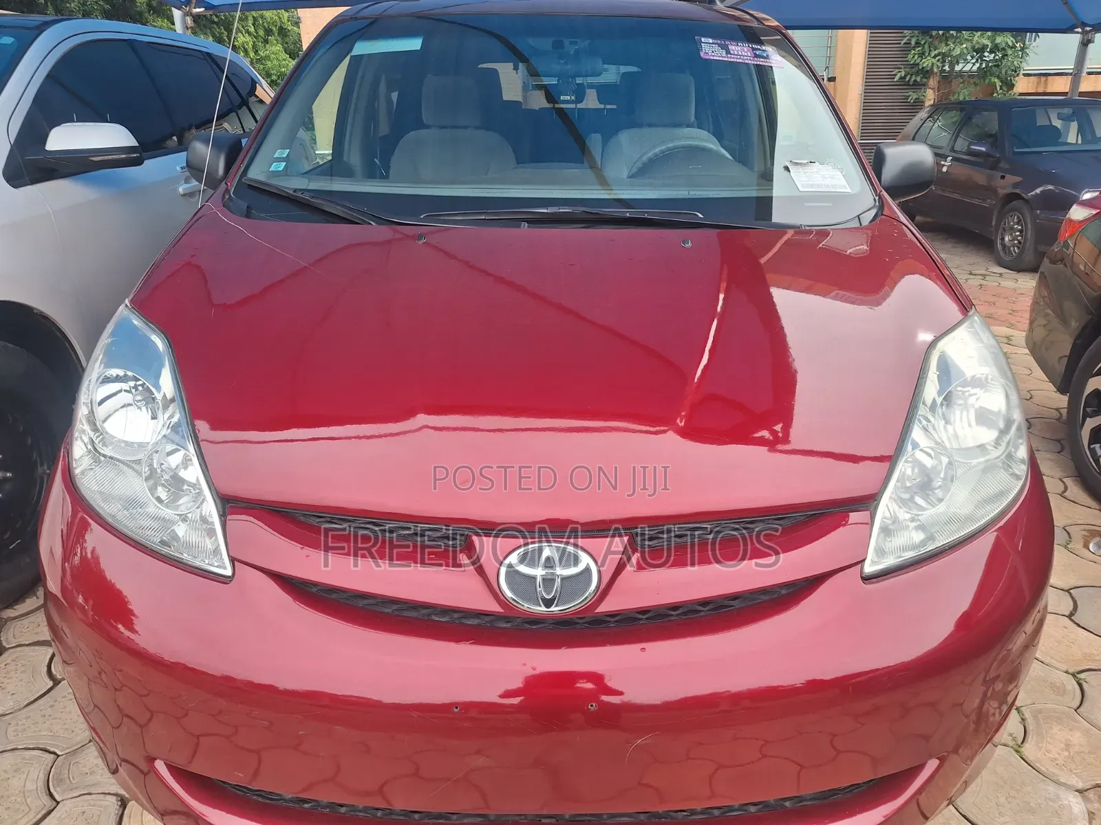 Toyota Sienna 2008 Red