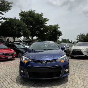 Toyota Corolla 2016 Blue