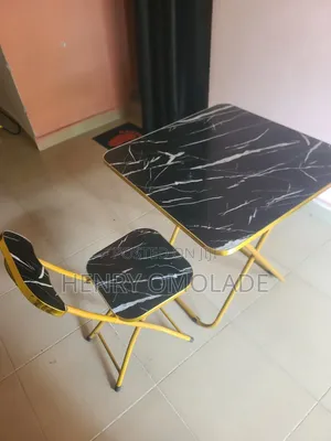 Neatly Used 1 Chair Bashelor Dinning Table Iwofe