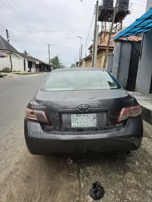 Toyota Camry LE 4dr Sedan (2.4L 4cyl 5A) 2007 Gray