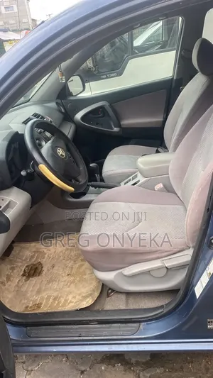 Toyota RAV4 2008 Blue
