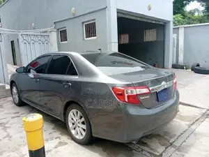 Toyota Camry 2014 Gray