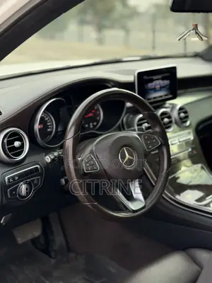Mercedes-Benz GLC-Class 2017 White