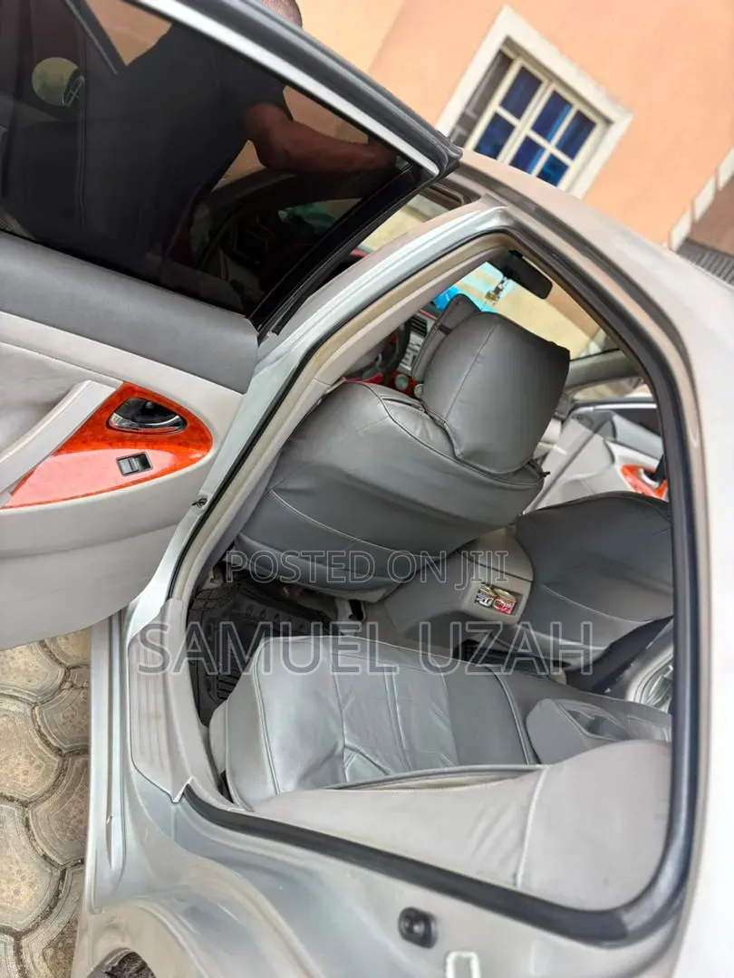 Toyota Camry 2008 Silver
