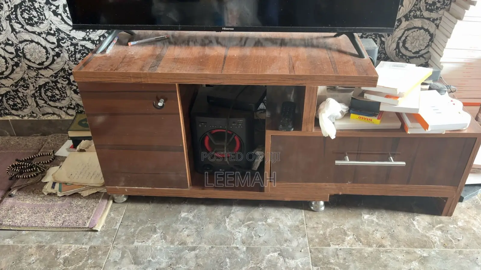 4ft TV Stand