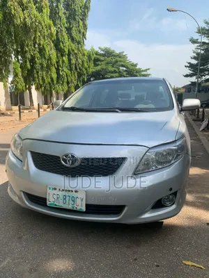 Toyota Corolla 2010 Gray