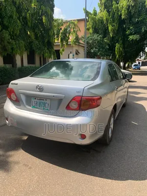 Toyota Corolla 2010 Gray