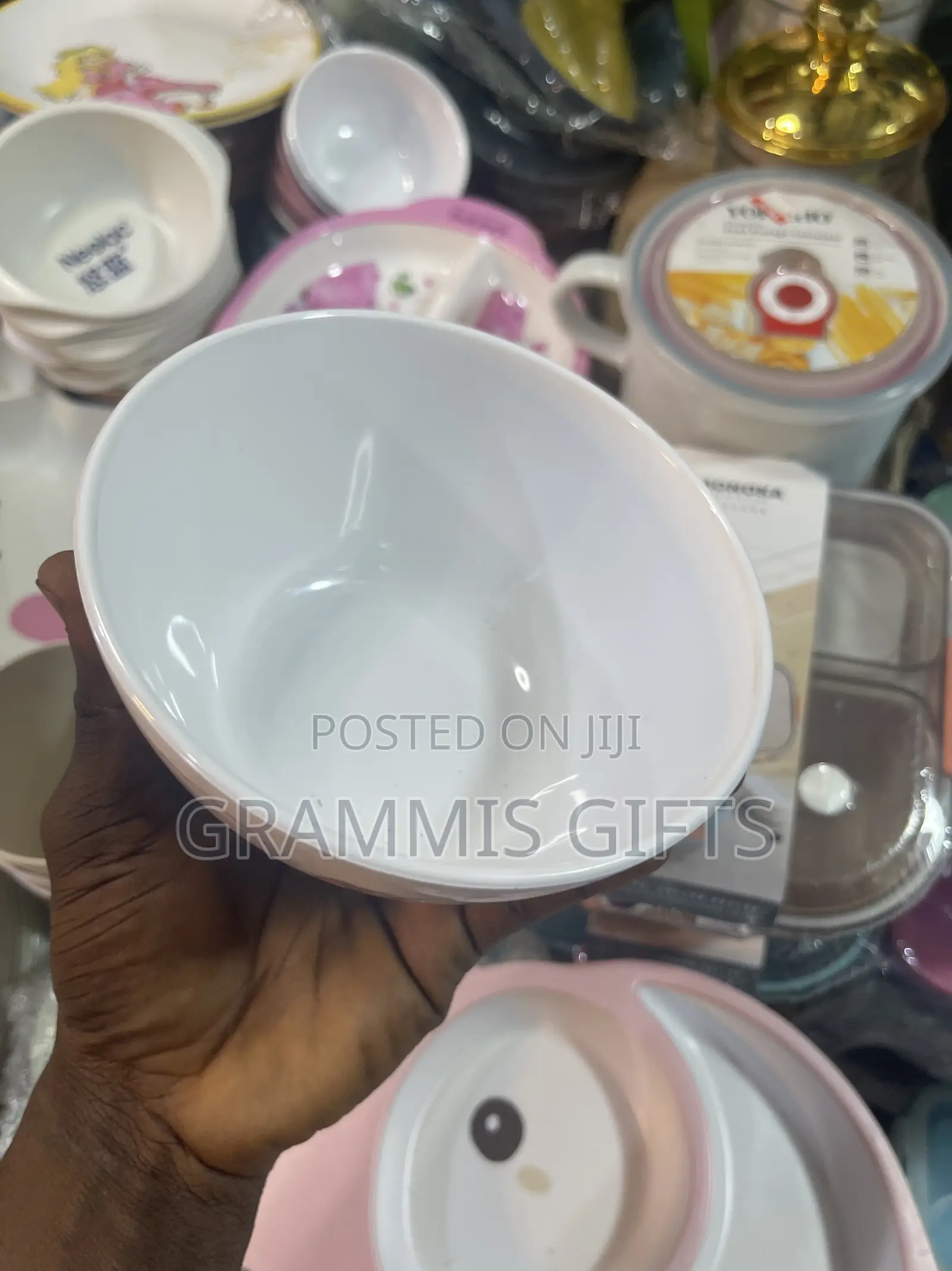 Round Serving Bowl