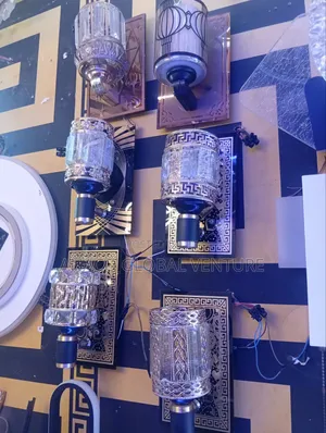 Crystal Wall Bracket With Bulb