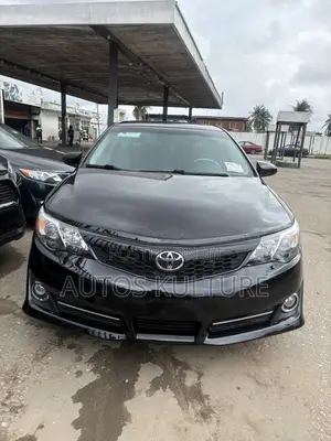 Toyota Camry SE 4dr Sedan (2.5L 4cyl 6A) 2012 Black