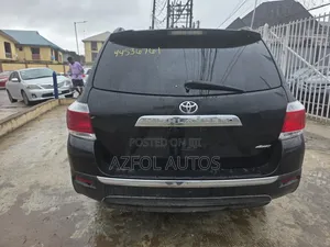 Toyota Highlander Limited 2011 Black