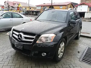 Mercedes-Benz GLK-Class 2011 Black