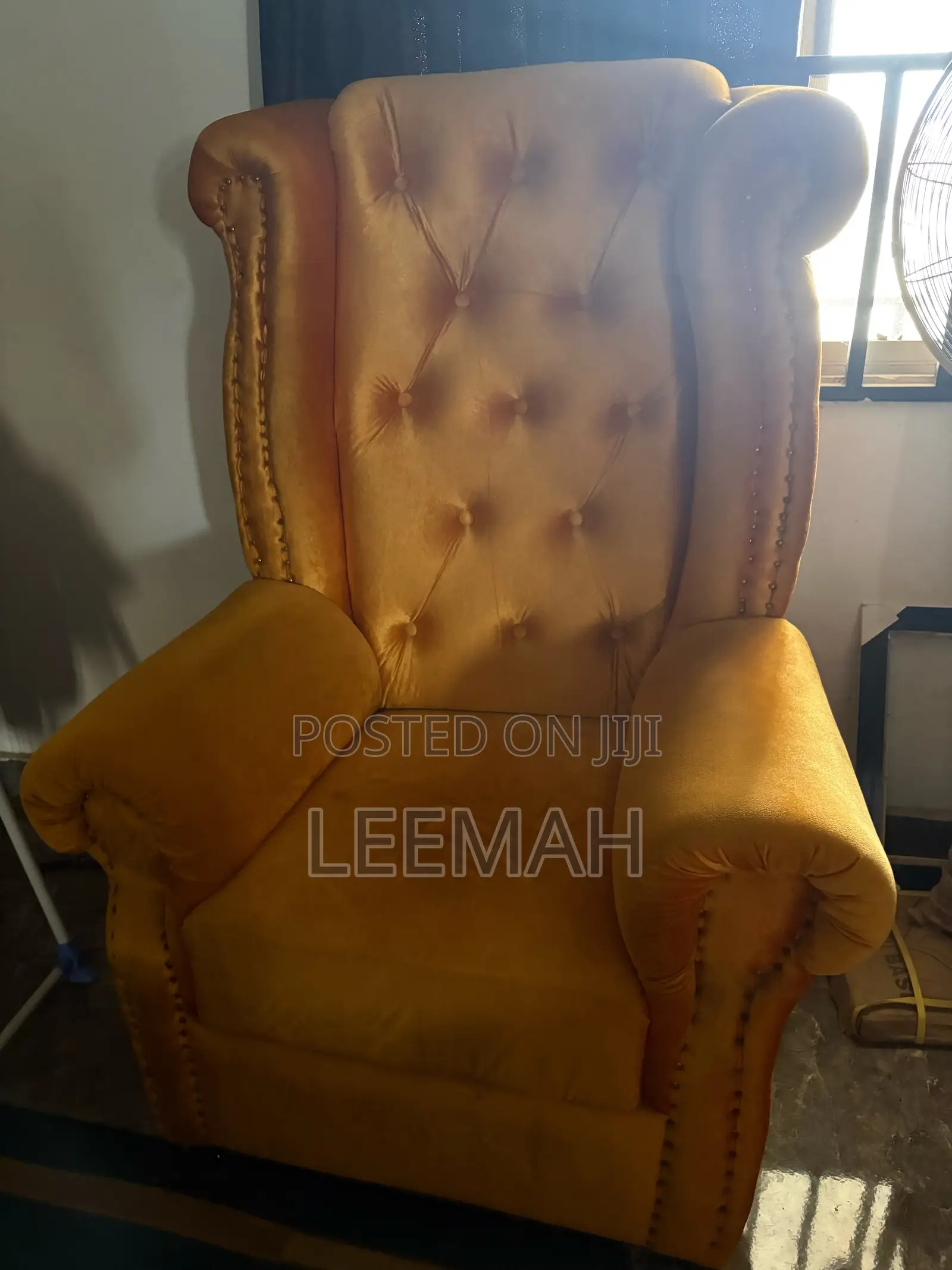 Single Seater Chair