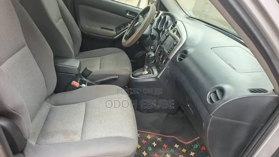 Toyota Matrix 2006 Silver