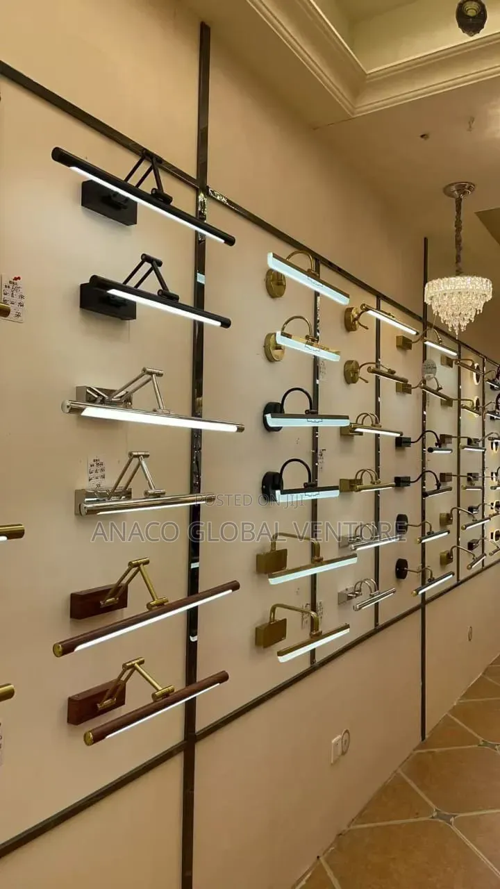 Mirror Light Different Varieties Gold and Black