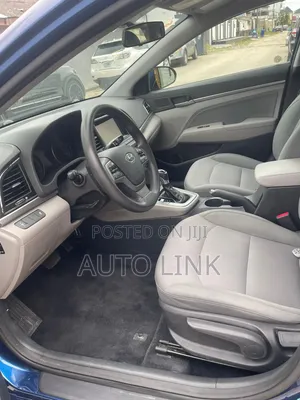 Hyundai Elantra 2017 Blue