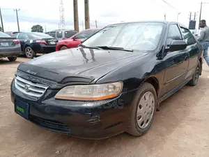 Honda Accord 5P 2001 Black